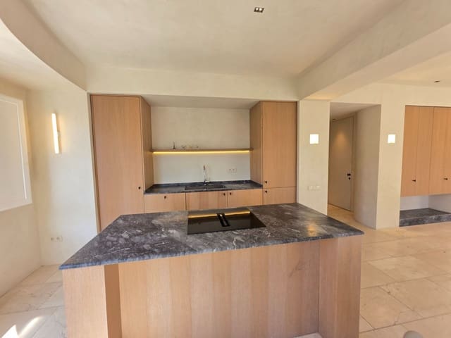 3 soveværelse Lejlighed til leje i Mercado, Alicante by - € 1.650 (Ref: 10057443)