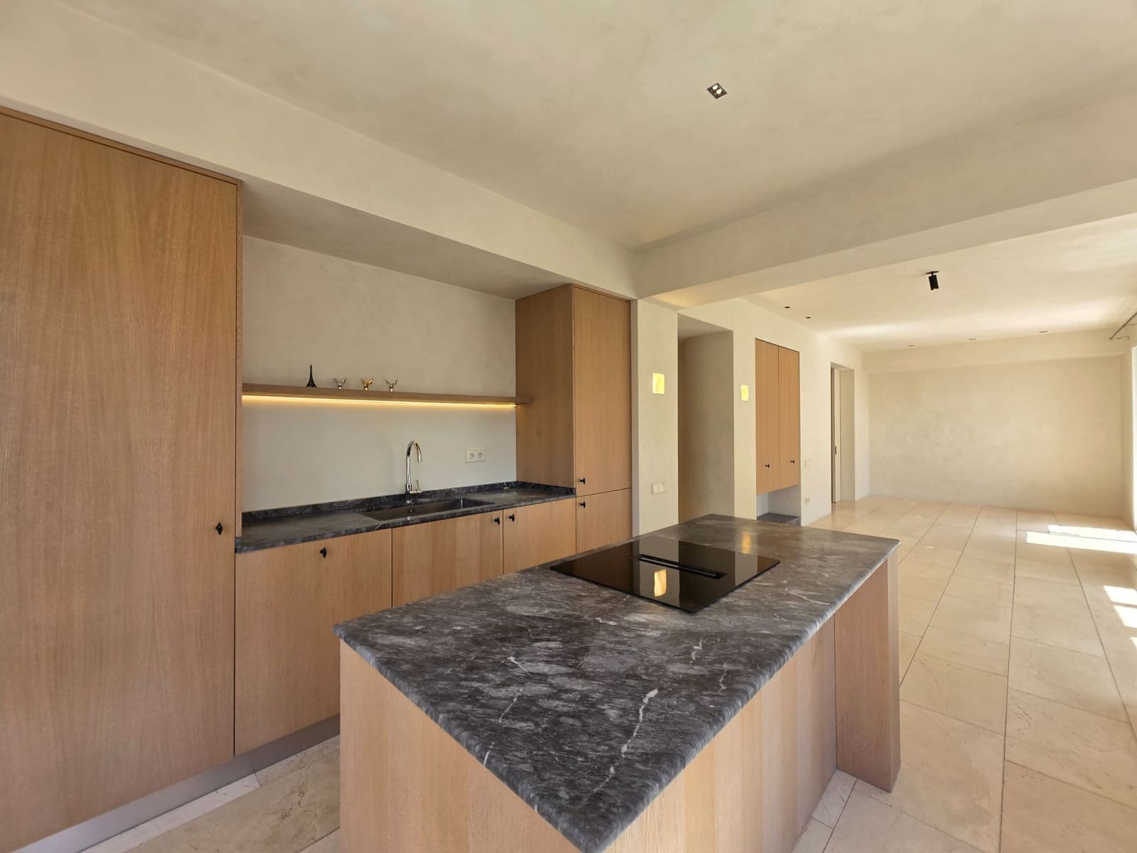 3 soveværelse Lejlighed til leje i Alicante by - € 1.650 (Ref: 10057443)