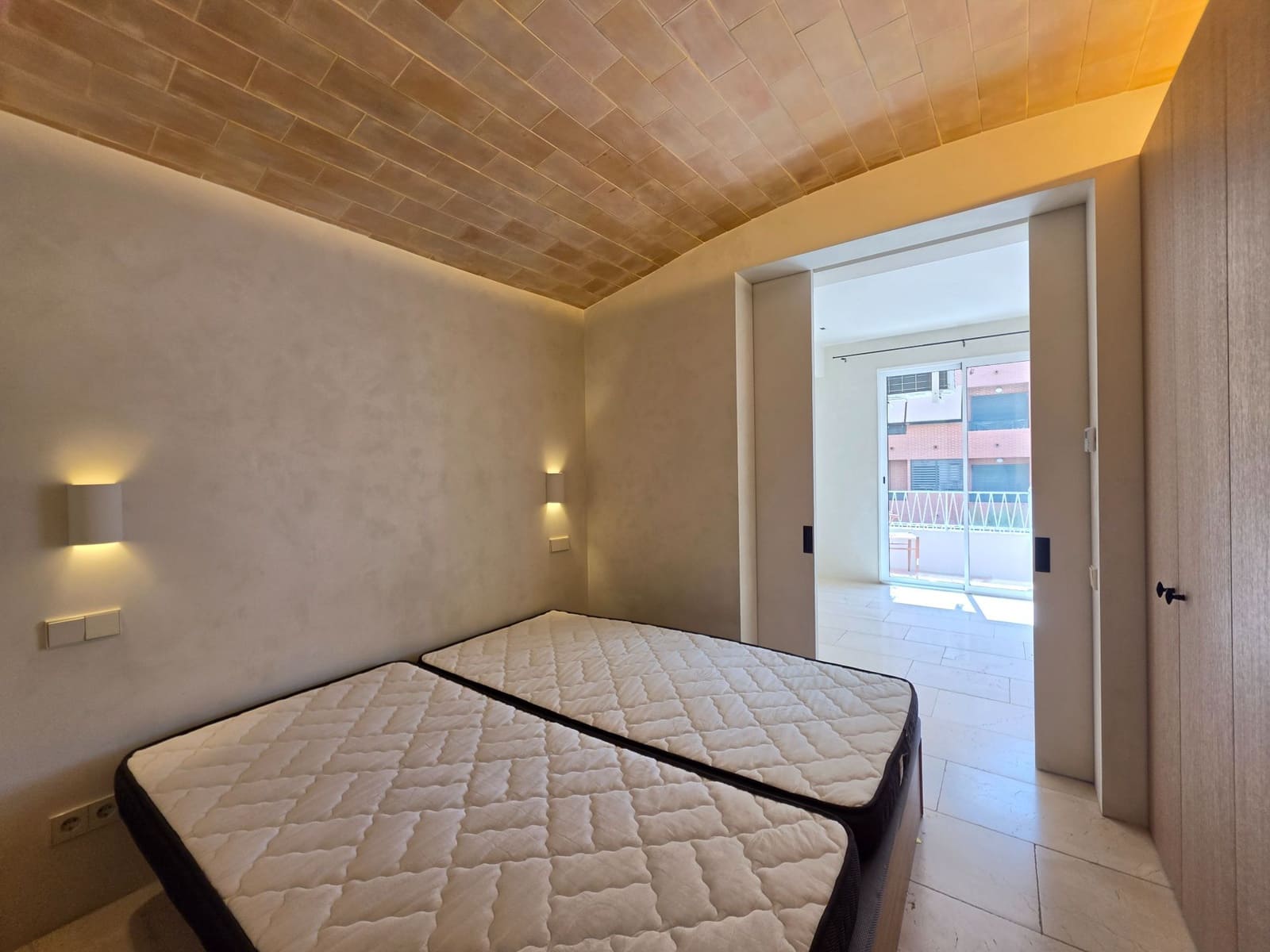 3 soveværelse Lejlighed til leje i Alicante by - € 1.650 (Ref: 10057443)