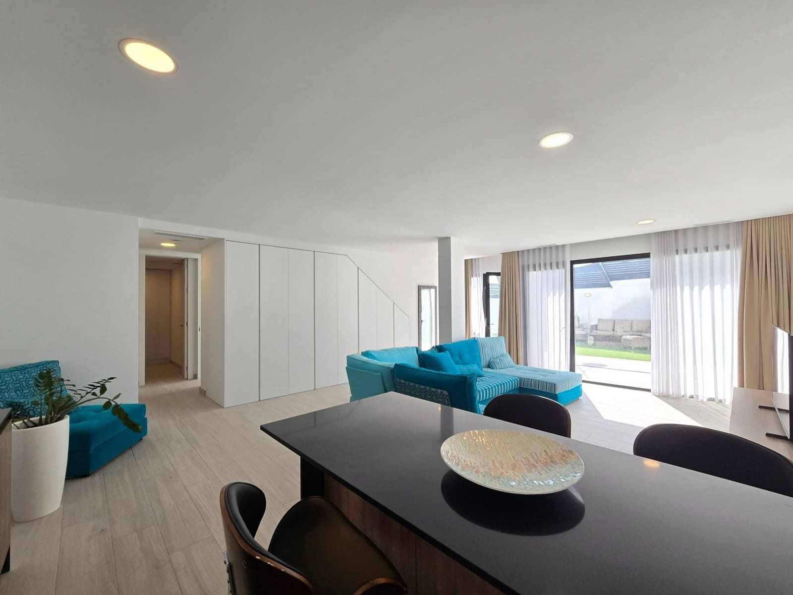 4 soveværelse Villa til salg i Finestrat med swimmingpool garage - € 890.000 (Ref: 10057446)