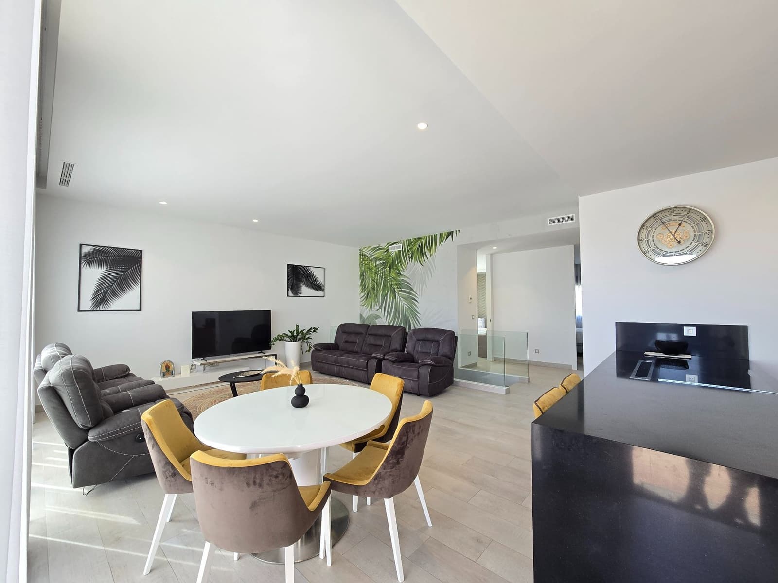 4 soveværelse Villa til salg i Finestrat med swimmingpool garage - € 890.000 (Ref: 10057446)