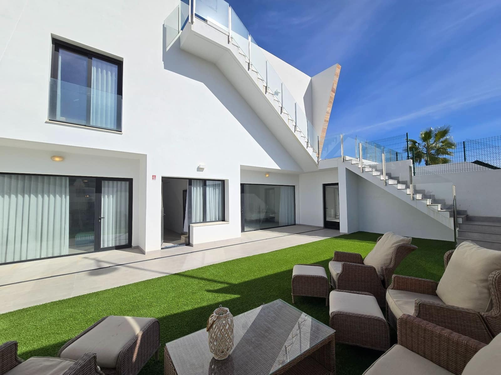 4 soveværelse Villa til salg i Finestrat med swimmingpool garage - € 890.000 (Ref: 10057446)