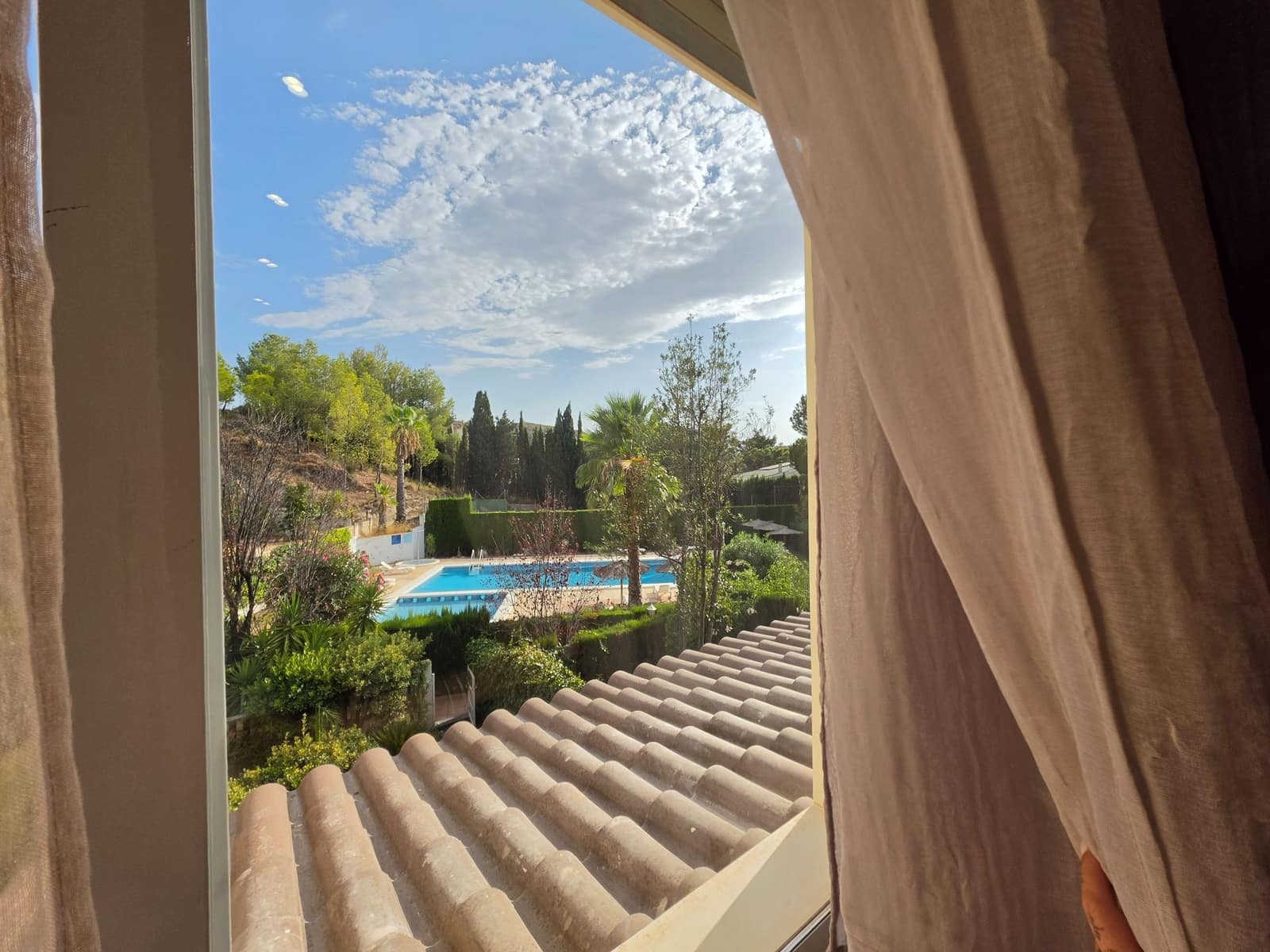 4 bedroom Semi-detached Villa for sale in Petrel / Petrer with pool garage - € 315,000 (Ref: 10061249)