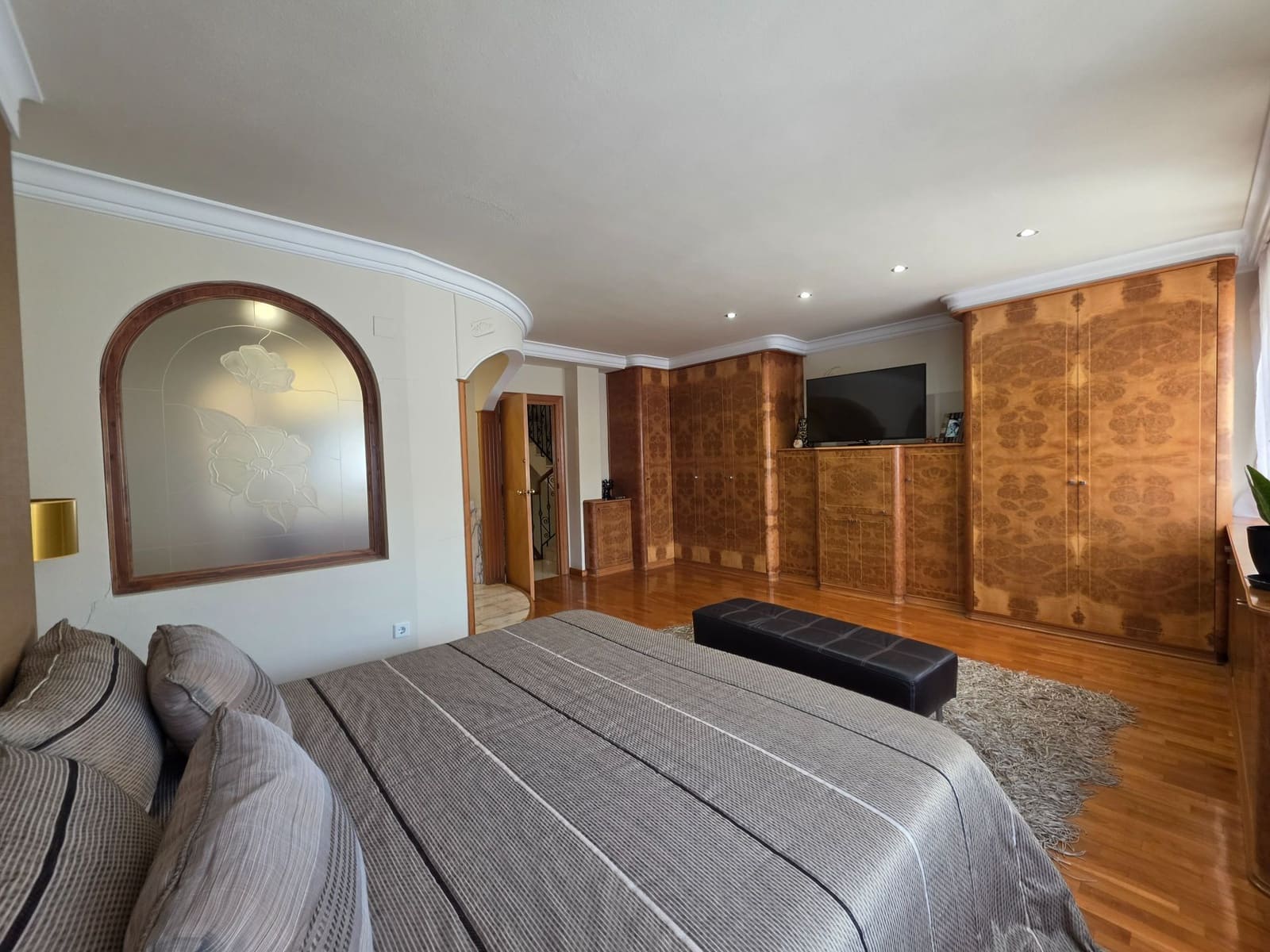 4 bedroom Semi-detached Villa for sale in Petrel / Petrer with pool garage - € 315,000 (Ref: 10061249)