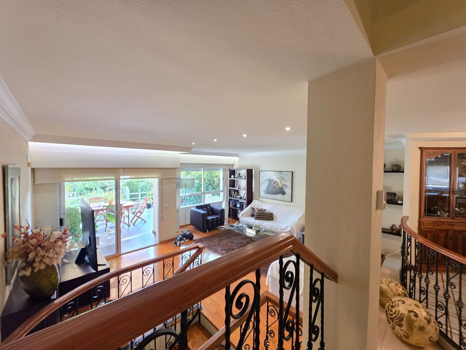4 bedroom Semi-detached Villa for sale in Petrel / Petrer with pool garage - € 315,000 (Ref: 10061249)