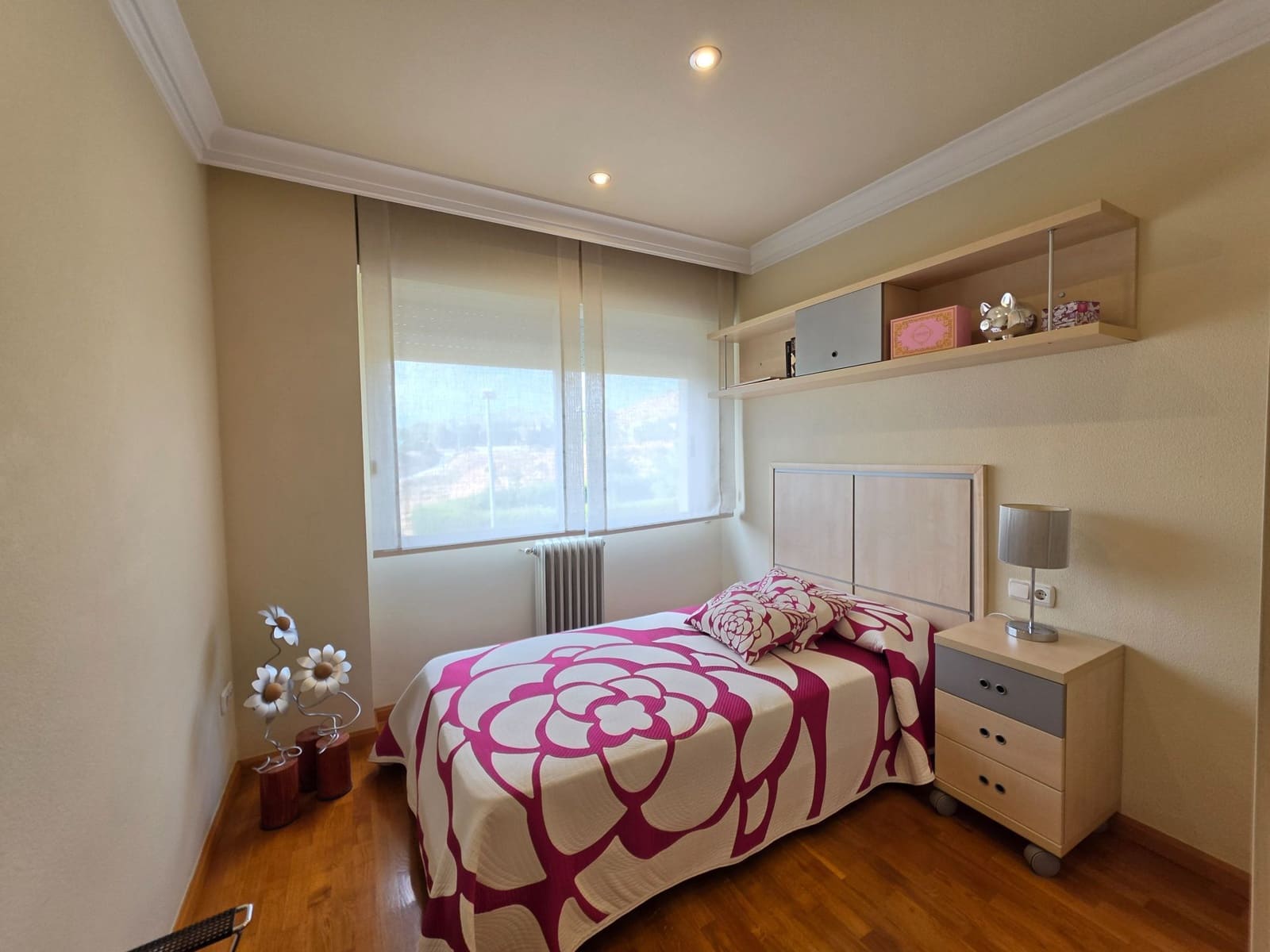 4 bedroom Semi-detached Villa for sale in Petrel / Petrer with pool garage - € 315,000 (Ref: 10061249)