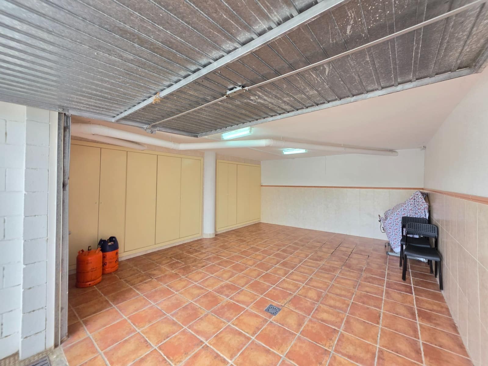 4 bedroom Semi-detached Villa for sale in Petrel / Petrer with pool garage - € 315,000 (Ref: 10061249)