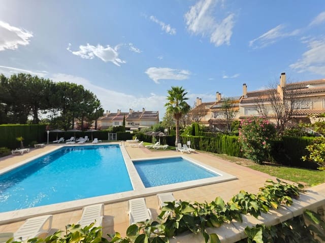 4 bedroom Semi-detached Villa for sale in Petrel / Petrer with pool garage - € 315,000 (Ref: 10061249)