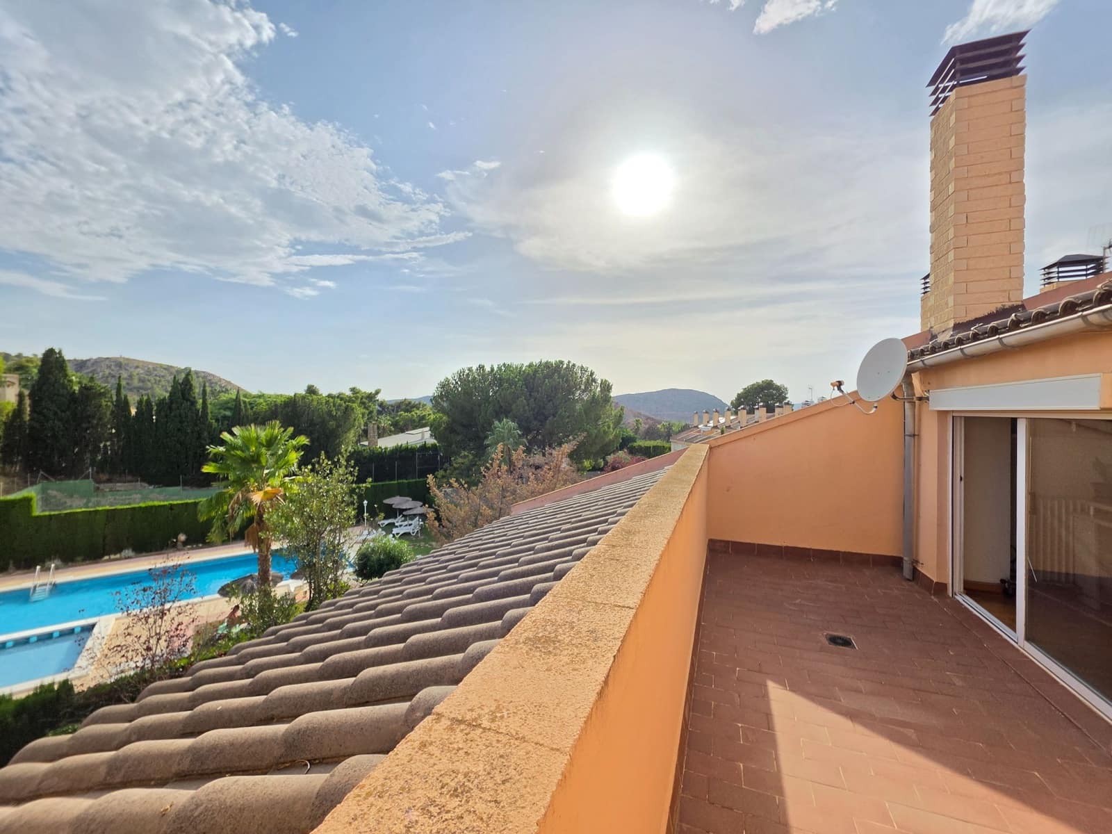 4 bedroom Semi-detached Villa for sale in Petrel / Petrer with pool garage - € 315,000 (Ref: 10061249)