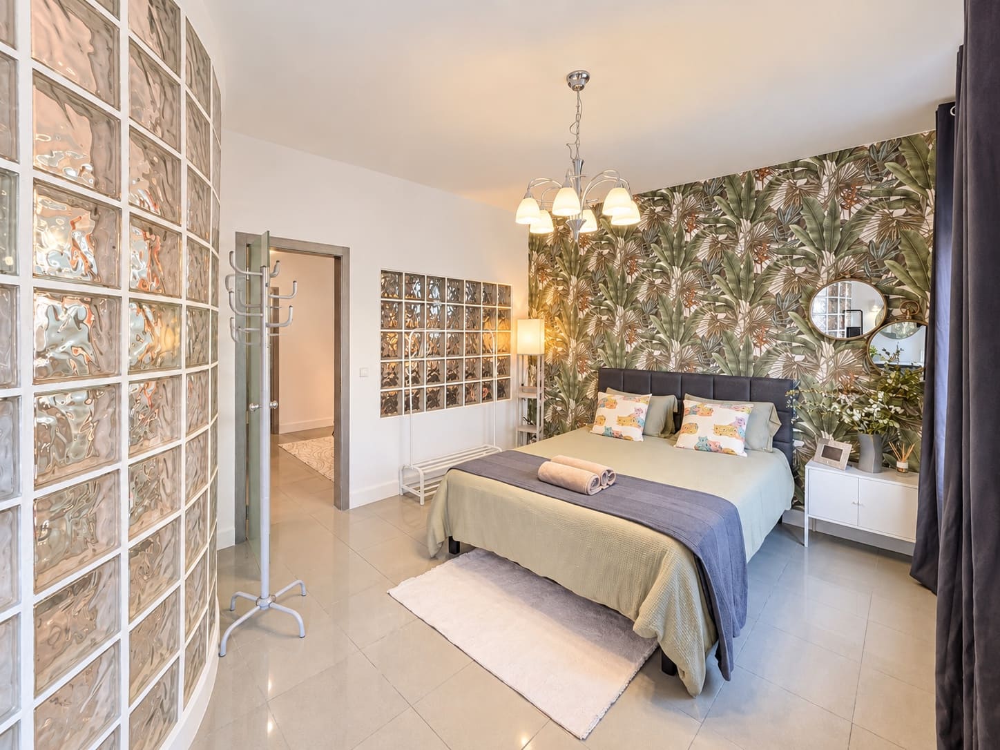 1 bedroom Flat for rent in Alicante / Alacant city - € 1,250 (Ref: 10085468)