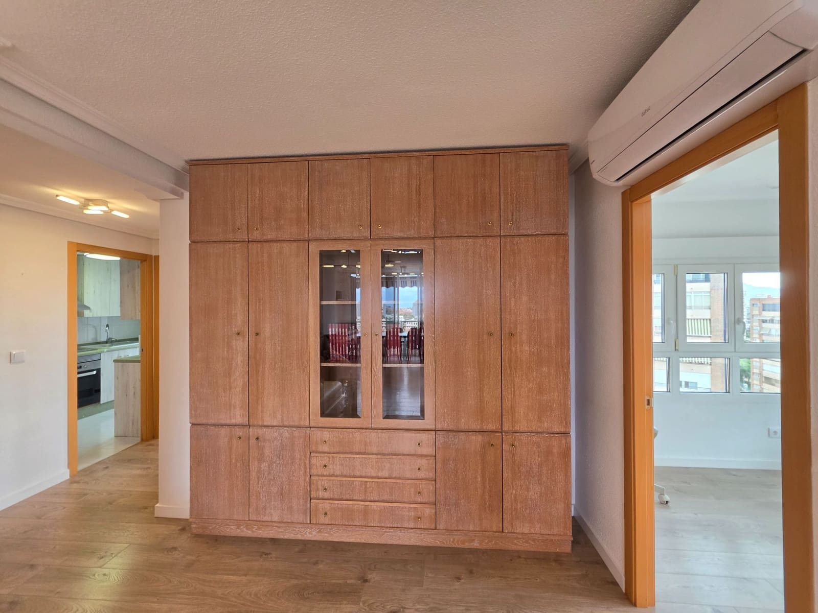 3 slaapkamer Flat te huur in Playa de San Juan met zwembad garage - € 1.650 (Ref: 10088818)