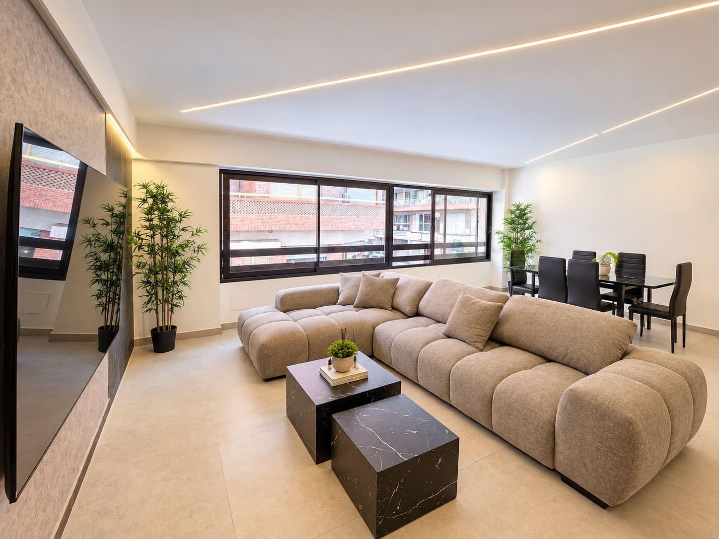 4 bedroom Flat for sale in Alicante / Alacant city - € 319,000 (Ref: 10101544)