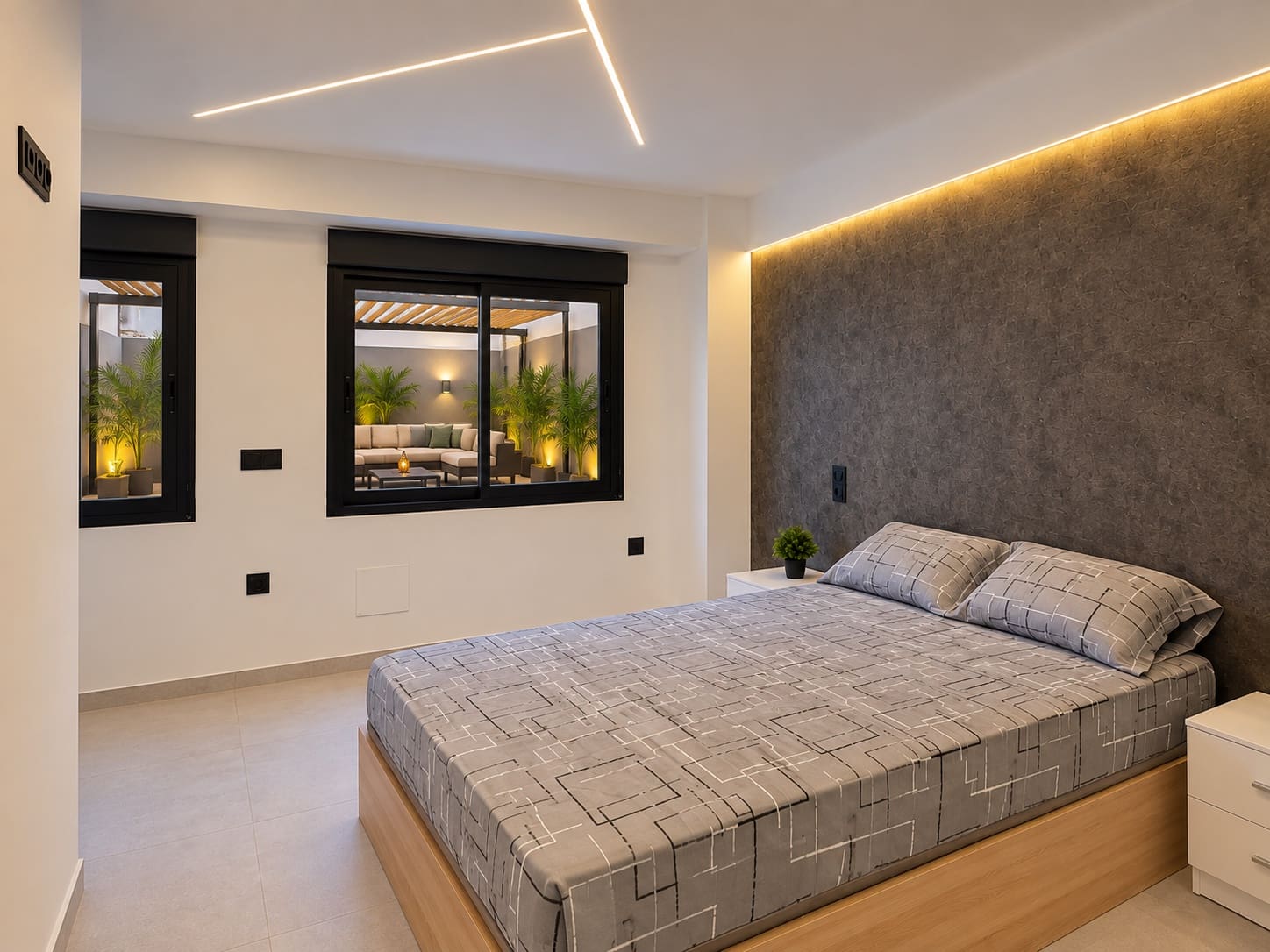 4 bedroom Flat for sale in Alicante / Alacant city - € 319,000 (Ref: 10101544)