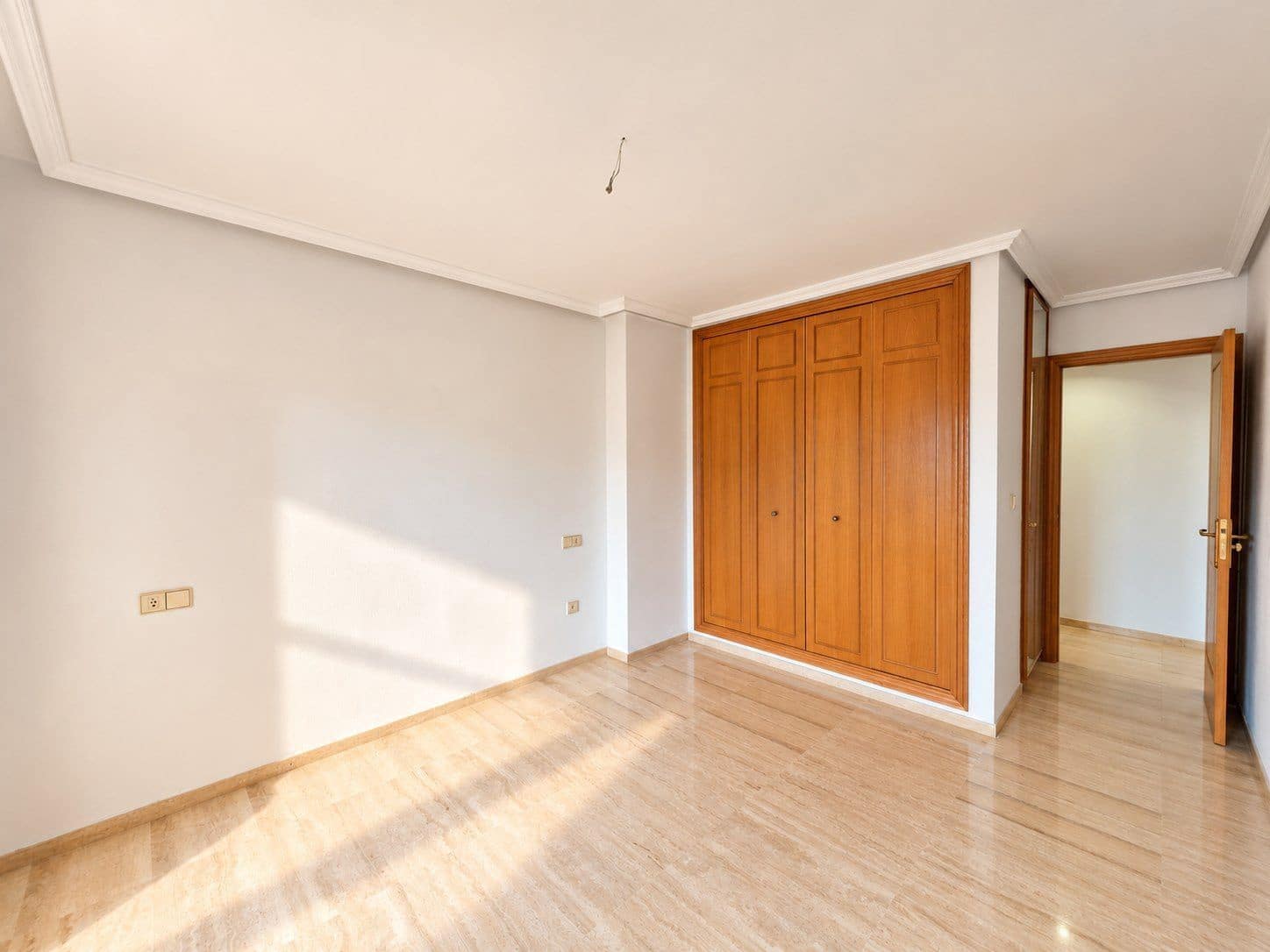 2 Zimmer Penthouse zu verkaufen in Alicante / Alacant Stadt mit Garage - 375.000 € (Ref: 10135595)