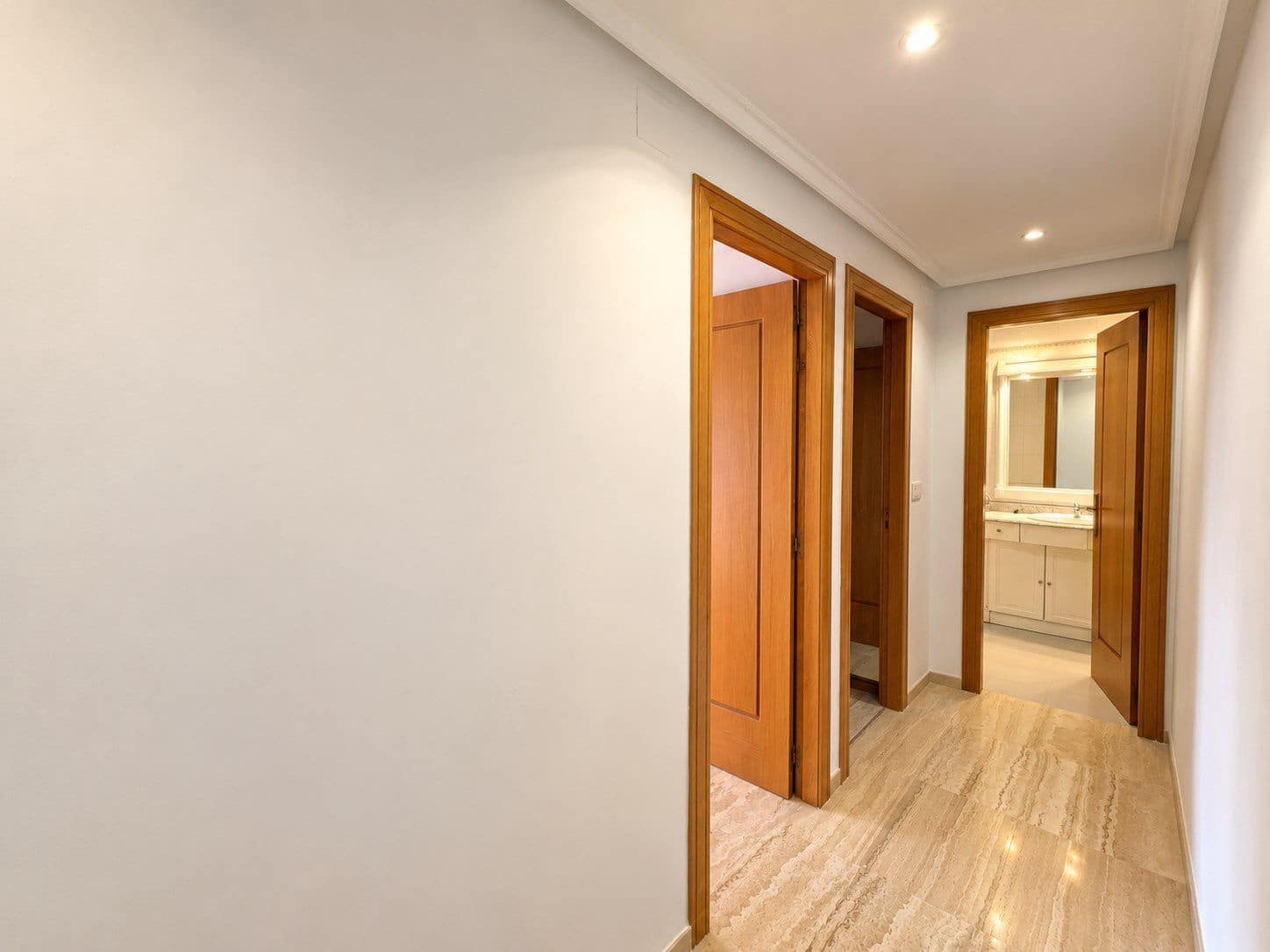 2 Zimmer Penthouse zu verkaufen in Alicante / Alacant Stadt mit Garage - 375.000 € (Ref: 10135595)