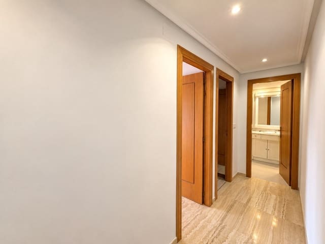 2 Zimmer Penthouse zu verkaufen in Ensanche - Diputacion, Alicante / Alacant Stadt mit Garage - 375.000 € (Ref: 10135595)