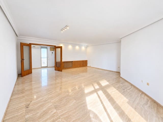 2 Zimmer Penthouse zu verkaufen in Ensanche - Diputacion, Alicante / Alacant Stadt mit Garage - 375.000 € (Ref: 10135595)