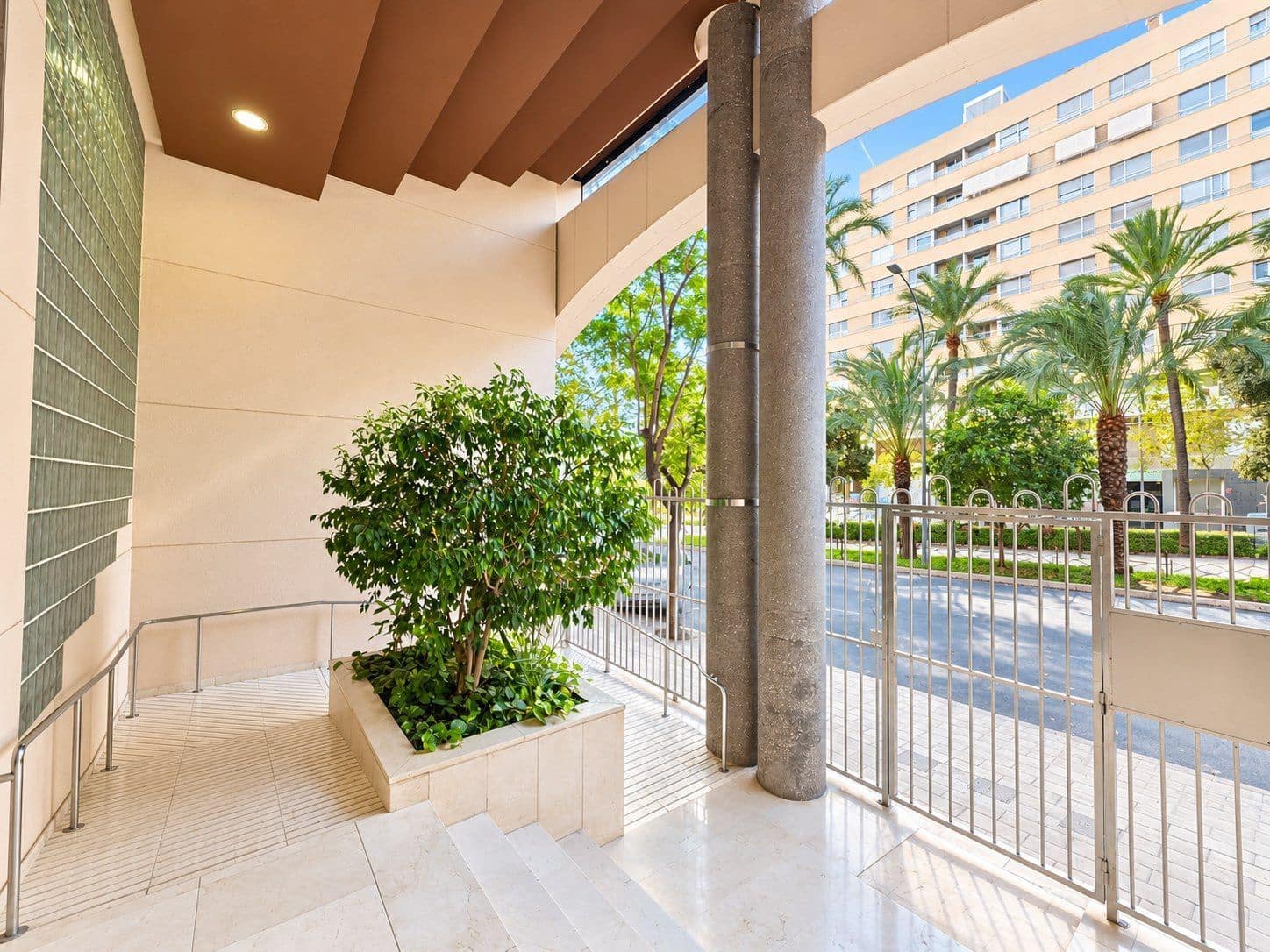 2 Zimmer Penthouse zu verkaufen in Alicante / Alacant Stadt mit Garage - 375.000 € (Ref: 10135595)