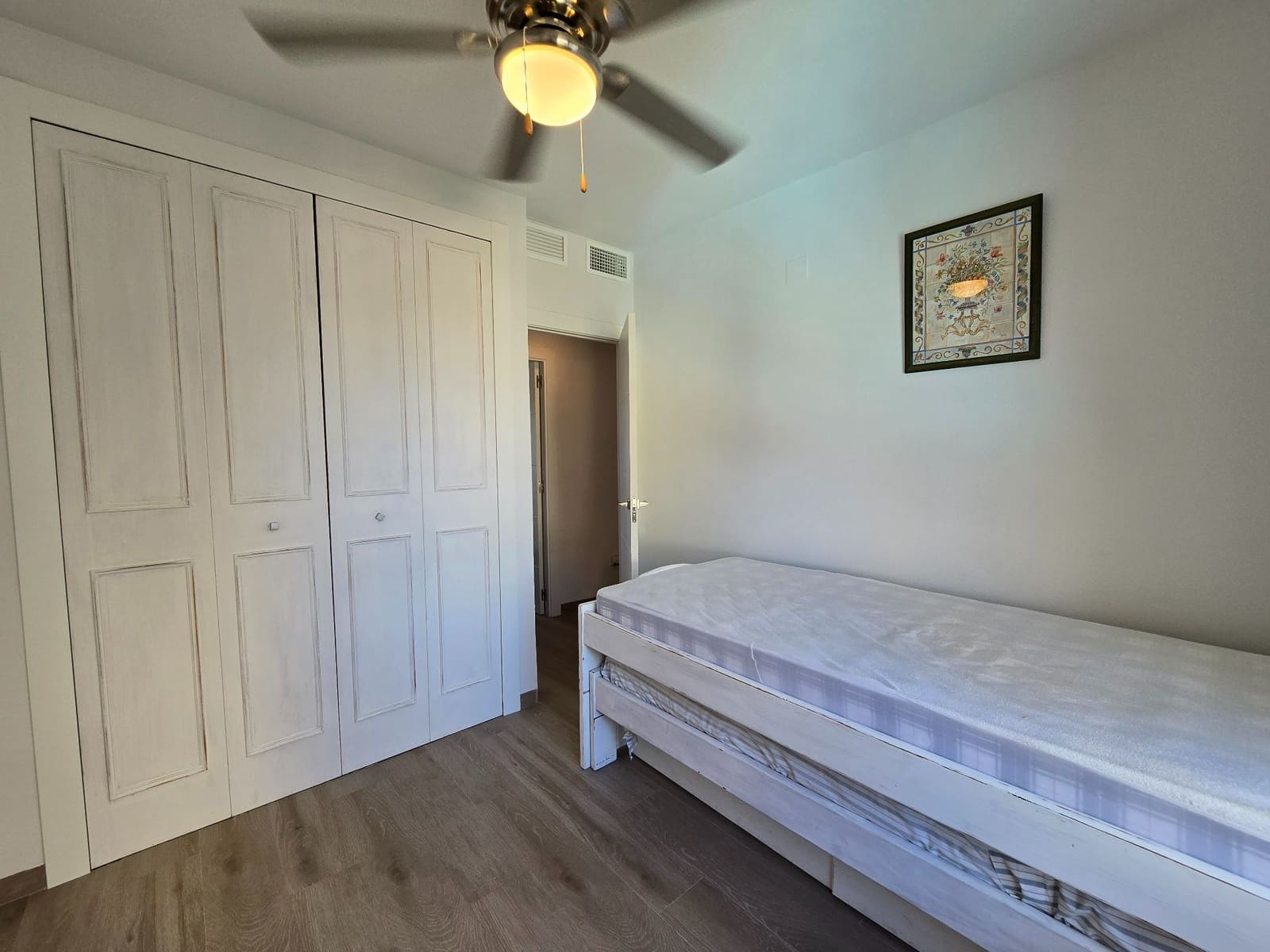 3 slaapkamer Flat te huur in Alicante stad met zwembad garage - € 1.800 (Ref: 10168146)