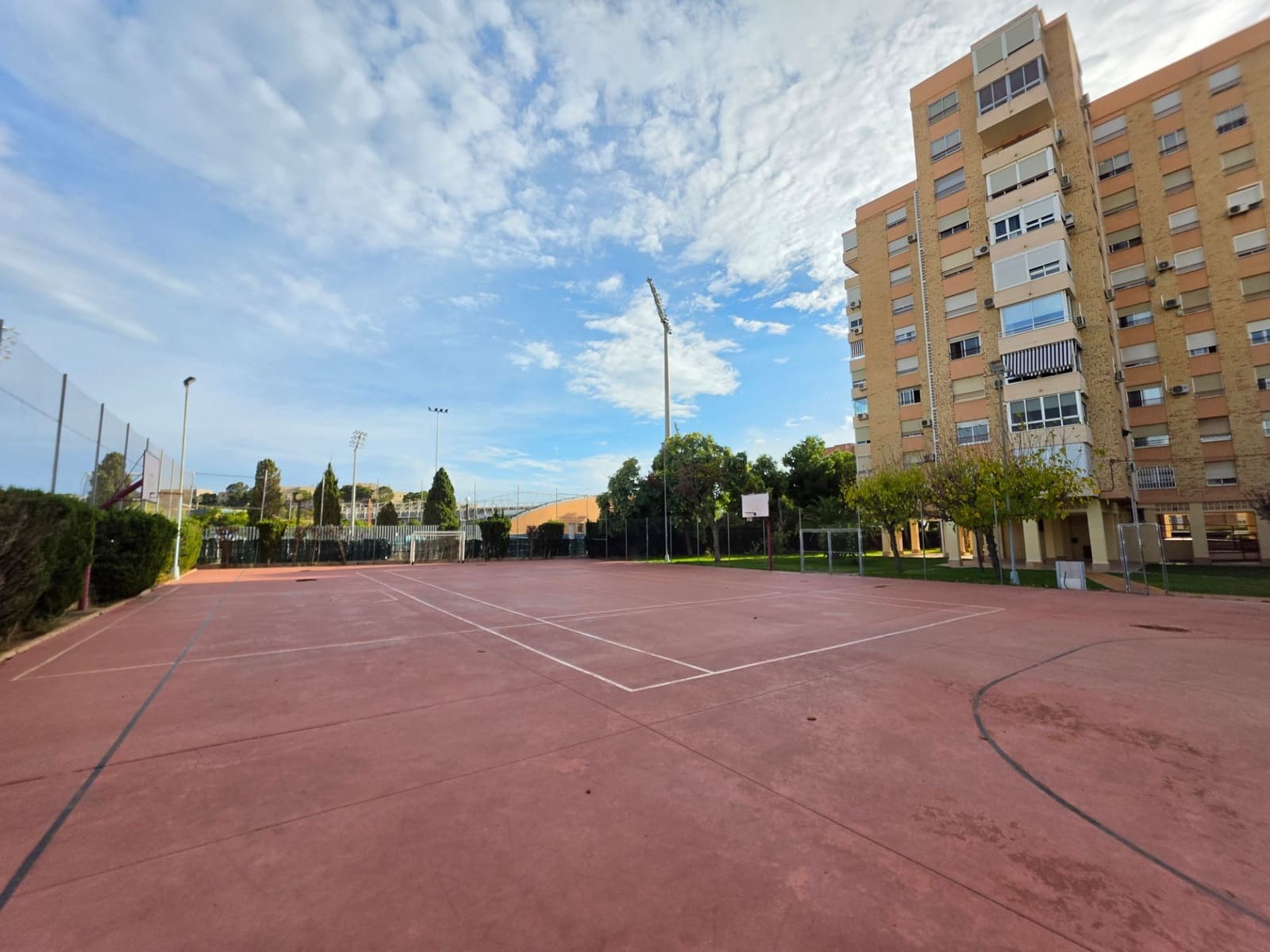 1 sypialnia Apartament do wynajęcia w Miasto Alicante / Alacant z basenem - 875 € (Ref: 10170512)