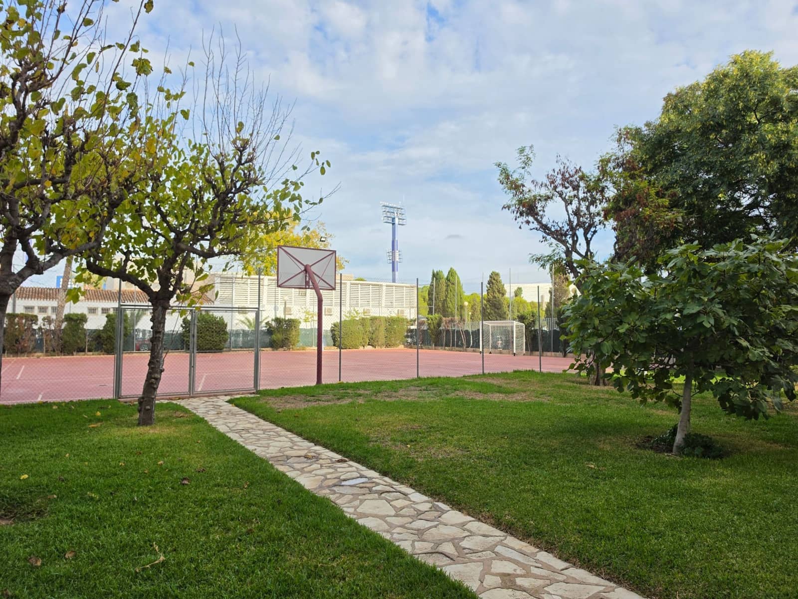 1 sypialnia Apartament do wynajęcia w Miasto Alicante / Alacant z basenem - 875 € (Ref: 10170512)