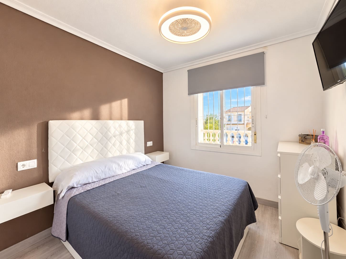 2 camera da letto Bungalow da affittare in Santa Pola con piscina garage - 950 € (Rif: 10170513)