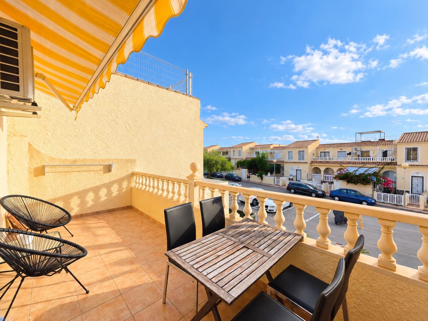 2 camera da letto Bungalow da affittare in Santa Pola con piscina garage - 950 € (Rif: 10170513)