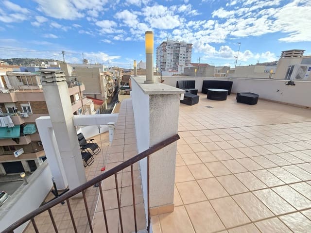 3 soverom Penthouse til leie i Alicante by med garasje - € 1 250 (Ref: 10170514)