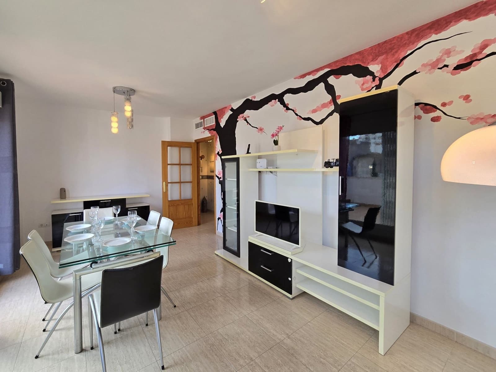 3 soverom Penthouse til leie i Alicante by med garasje - € 1 250 (Ref: 10170514)