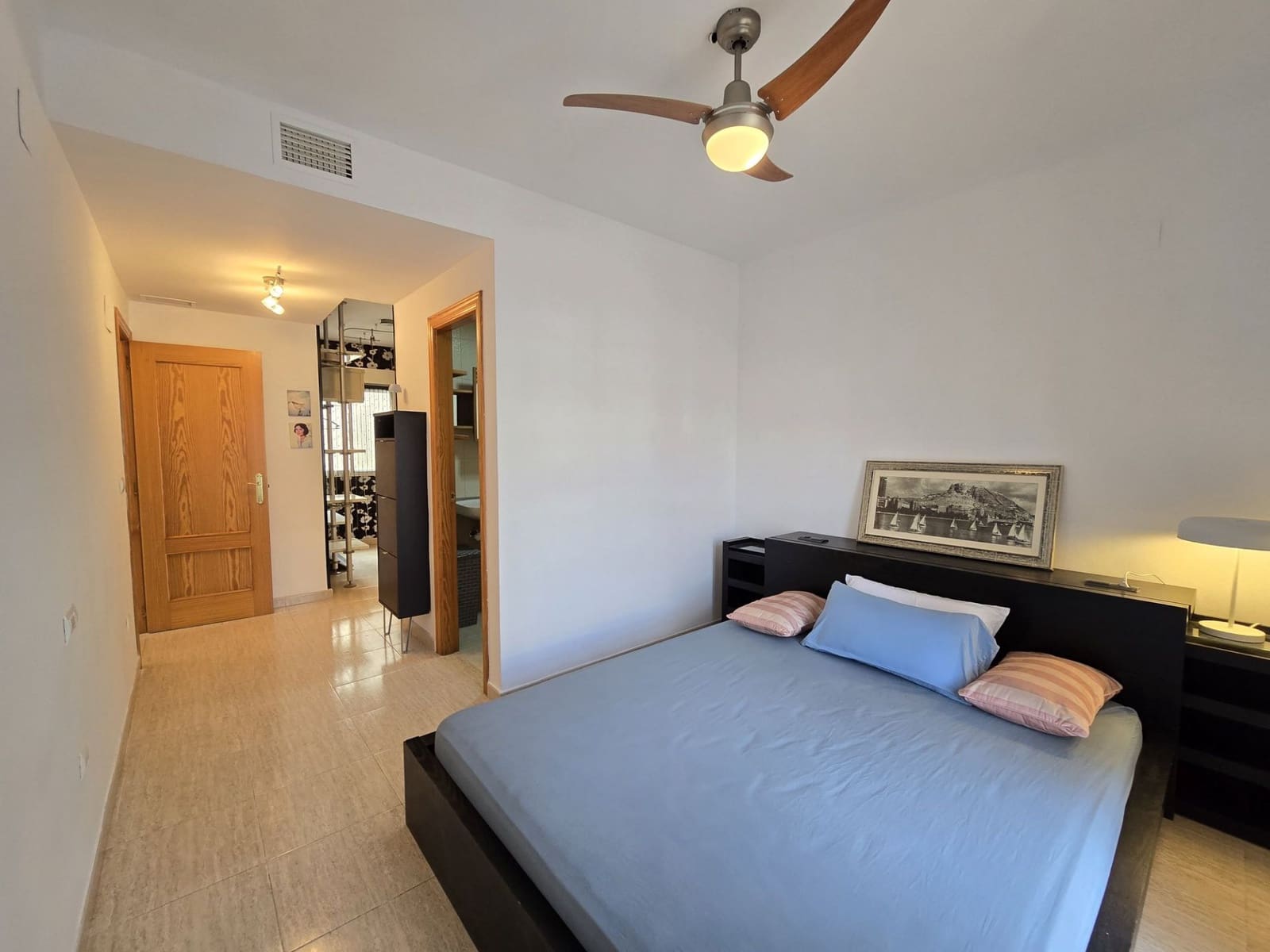3 soverom Penthouse til leie i Alicante by med garasje - € 1 250 (Ref: 10170514)