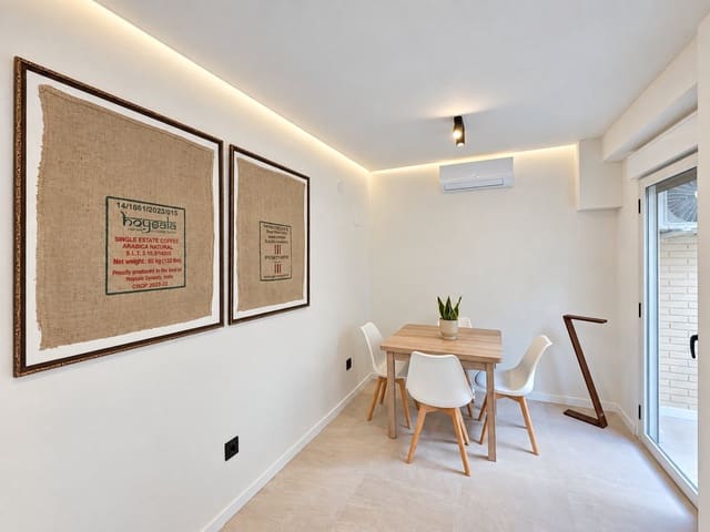 2 soverom Leilighet til salgs i Barrio del Centro, Alicante by - € 330 000 (Ref: 10186387)
