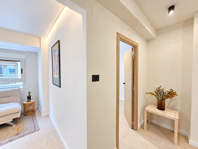 2 soverom Leilighet til salgs i Barrio del Centro, Alicante by - € 330 000 (Ref: 10186387)