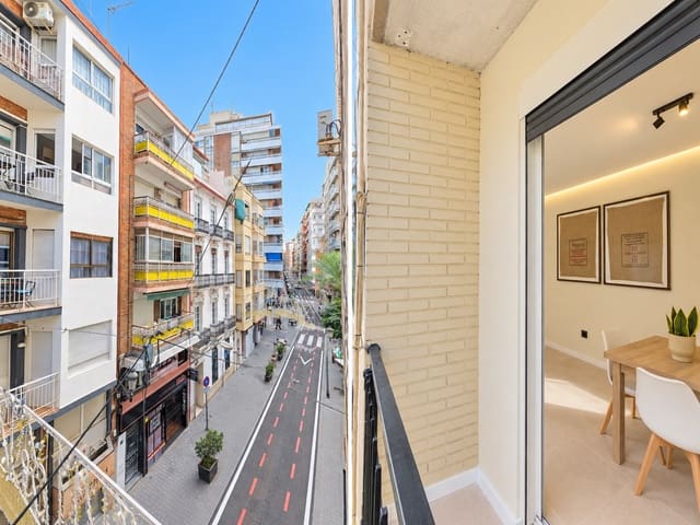 2 soverom Leilighet til salgs i Barrio del Centro, Alicante by - € 330 000 (Ref: 10186387)