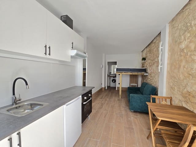 Studio til salg i Carolinas Bajas, Alicante by - € 59.000 (Ref: 9111852)