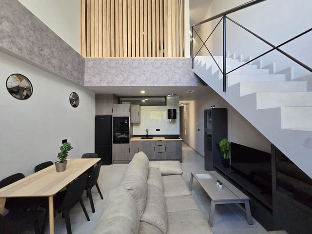 4 bedroom Townhouse for sale in Playa de San Juan, Alicante / Alacant city - € 320,000 (Ref: 9162039)