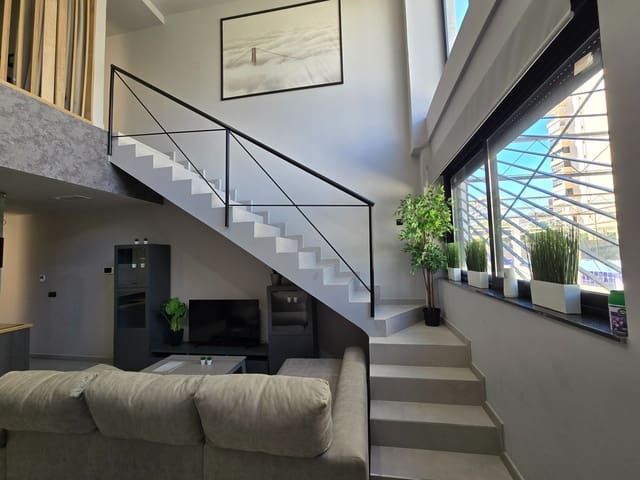 4 bedroom Townhouse for sale in Playa de San Juan, Alicante / Alacant city - € 320,000 (Ref: 9162039)