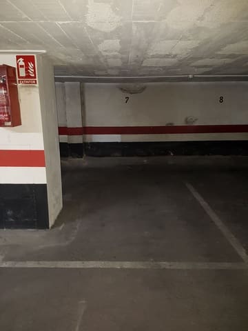 Garaż na sprzedaż w Mercado, Miasto Alicante / Alacant - 17 500 € (Ref: 9254707)