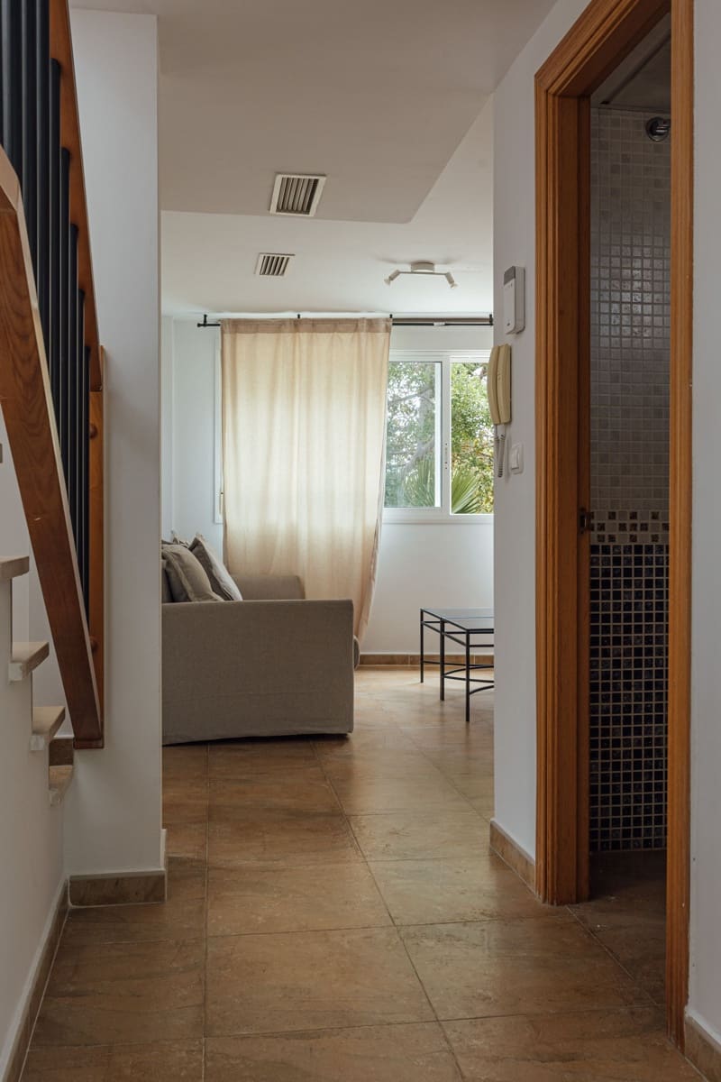 4 soveværelse Villa til leje i Alicante by med swimmingpool garage - € 3.750 (Ref: 9269164)