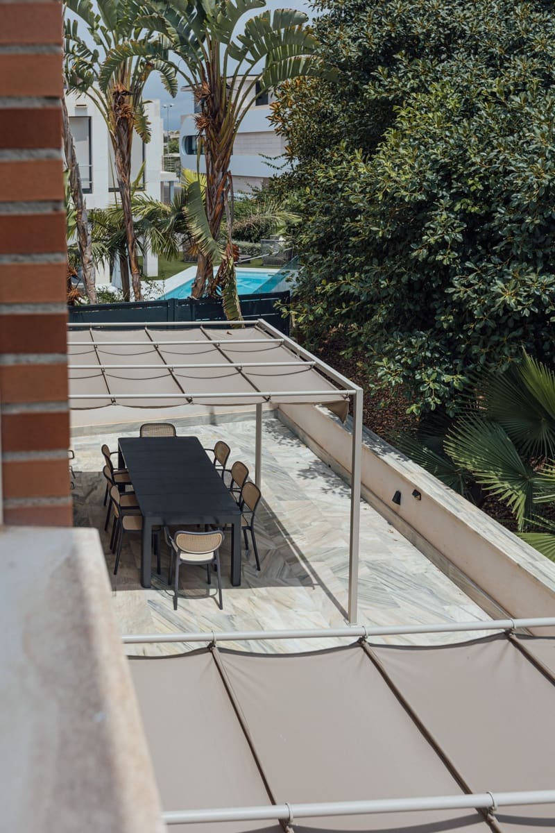 4 soveværelse Villa til leje i Alicante by med swimmingpool garage - € 3.750 (Ref: 9269164)