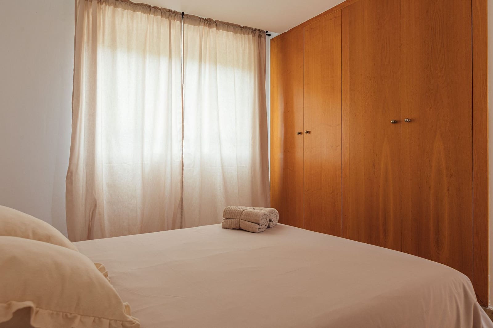 4 soveværelse Villa til leje i Alicante by med swimmingpool garage - € 3.750 (Ref: 9269164)