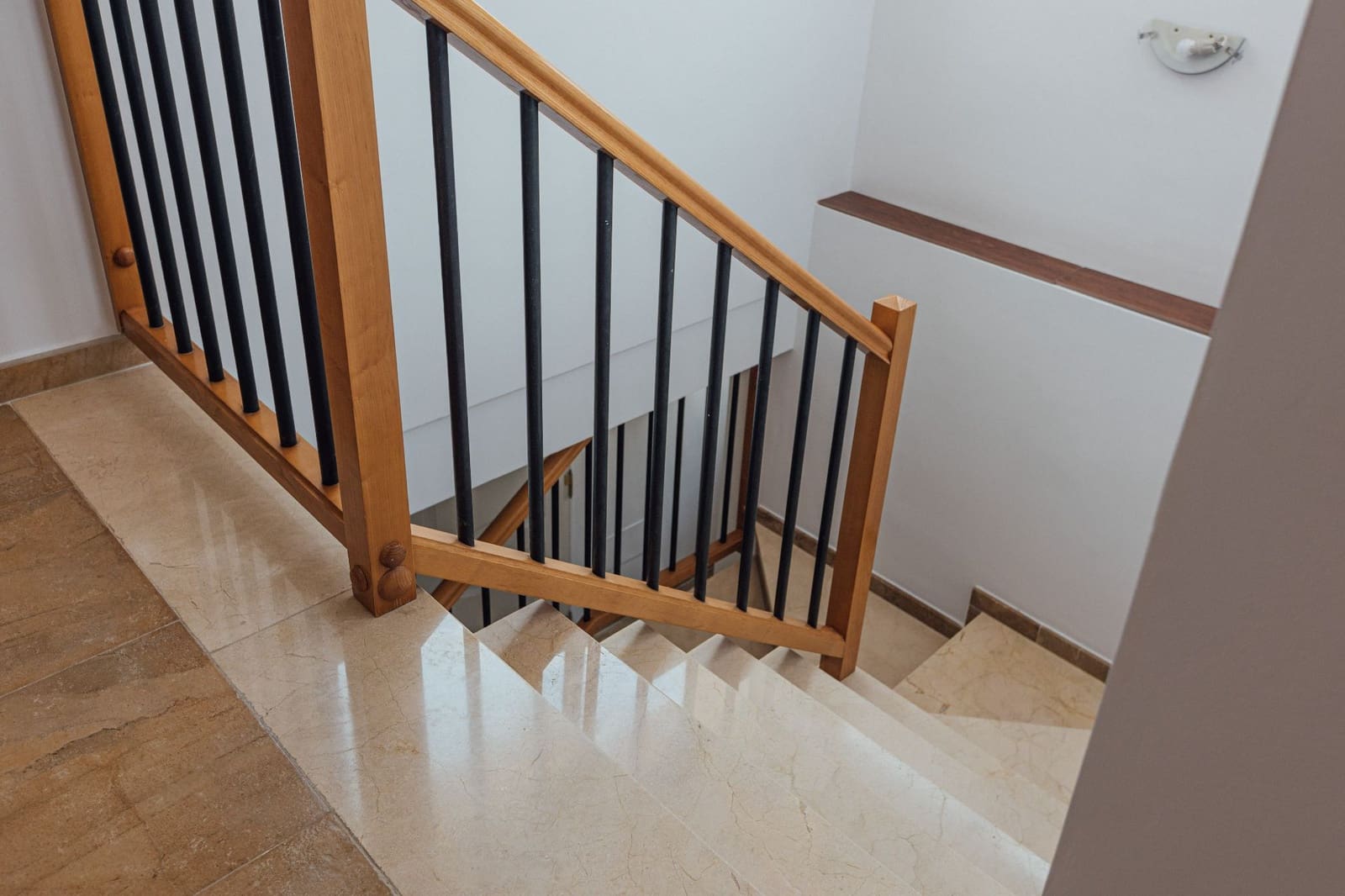 4 soveværelse Villa til leje i Alicante by med swimmingpool garage - € 3.750 (Ref: 9269164)