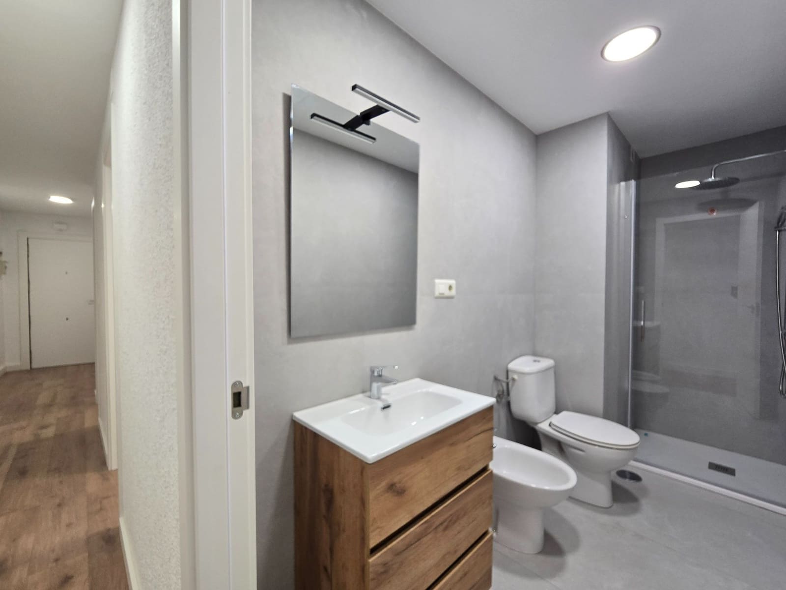 3 soveværelse Lejlighed til salg i Alicante by - € 259.000 (Ref: 9296643)