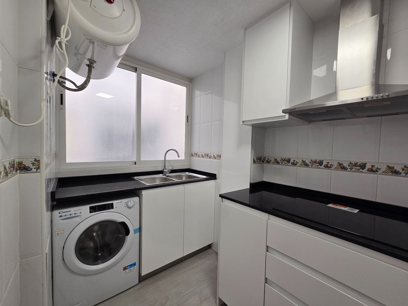 3 soveværelse Lejlighed til salg i Alicante by - € 259.000 (Ref: 9296643)