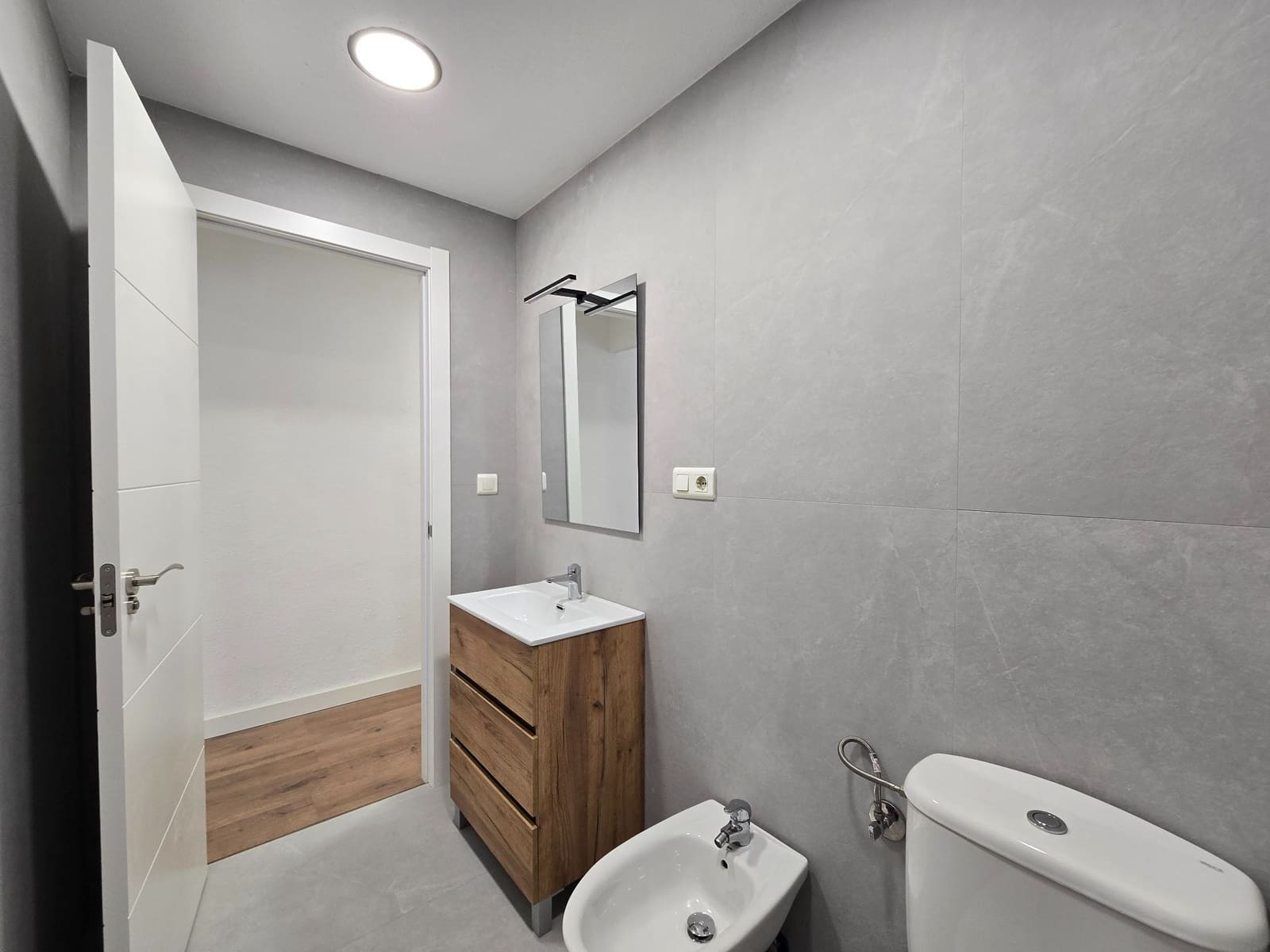 3 soveværelse Lejlighed til salg i Alicante by - € 259.000 (Ref: 9296643)