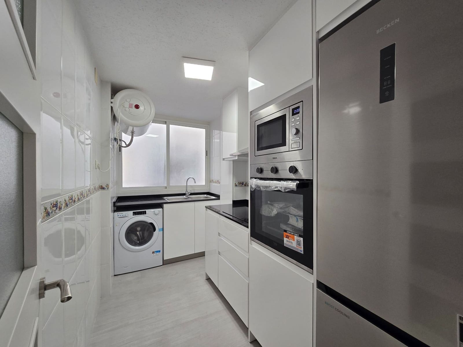 3 soveværelse Lejlighed til salg i Alicante by - € 259.000 (Ref: 9296643)