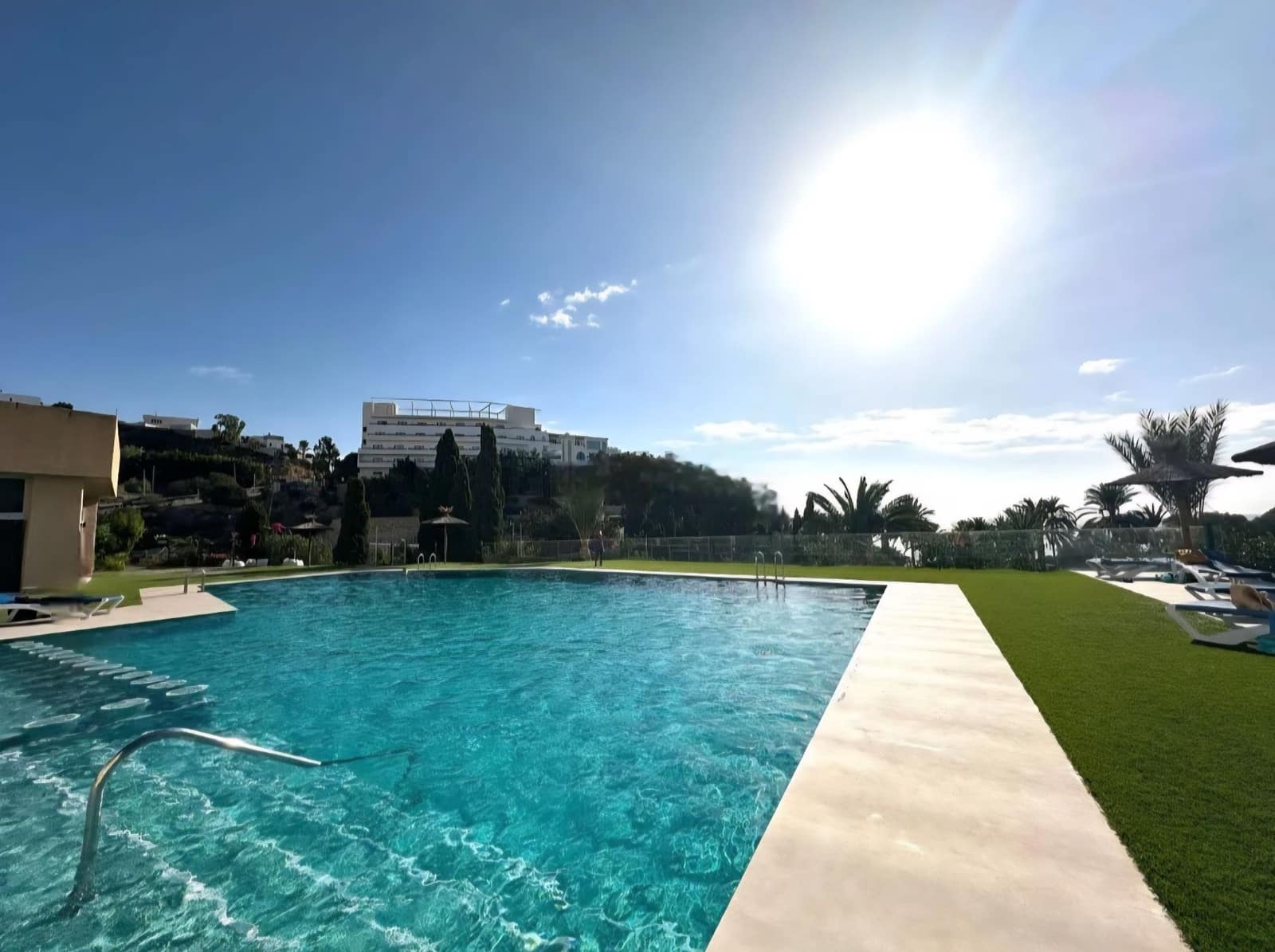 2 soveværelse Lejlighed til salg i Alicante by med swimmingpool garage - € 355.000 (Ref: 9308227)