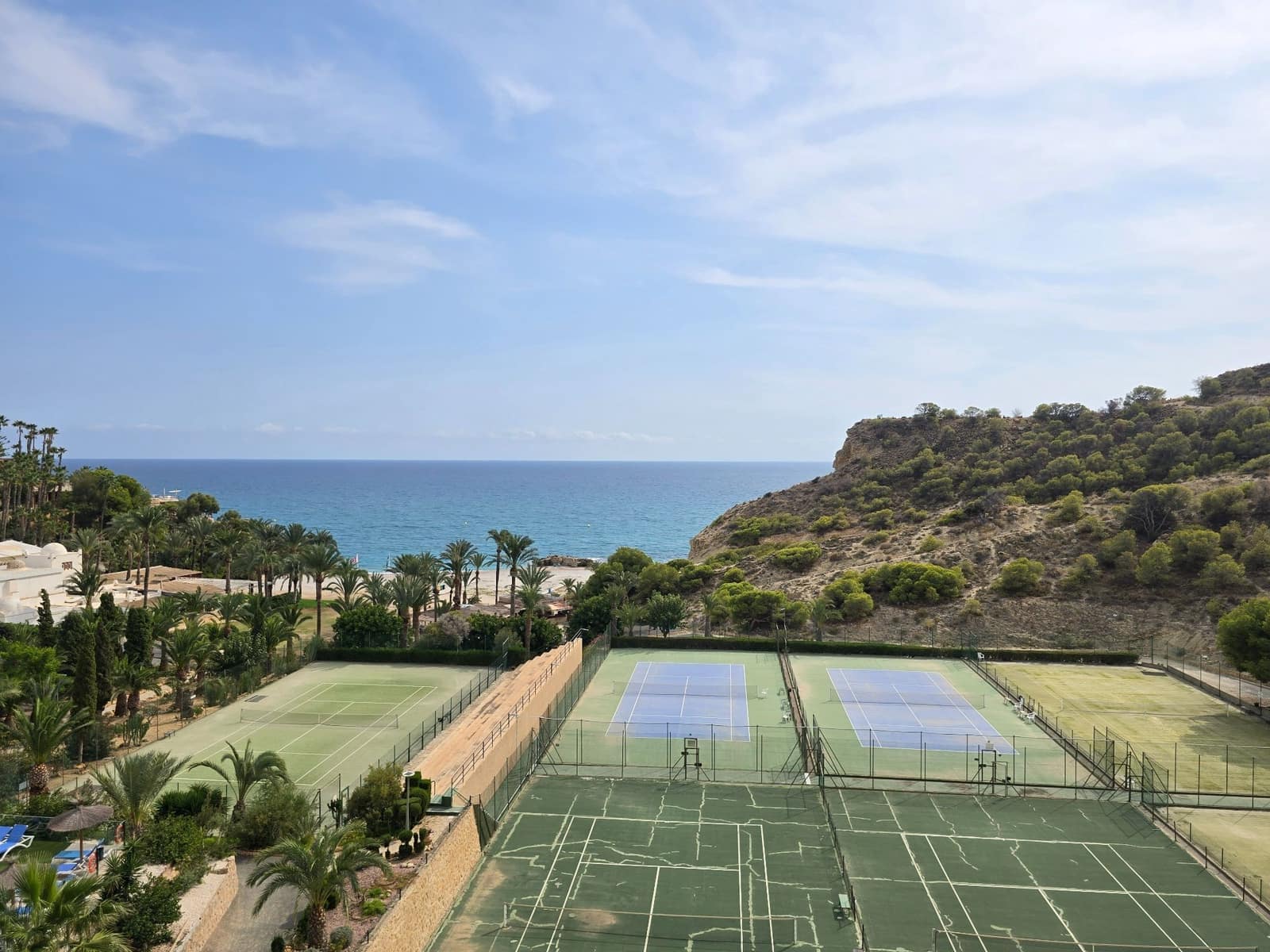 2 soveværelse Lejlighed til salg i Alicante by med swimmingpool garage - € 355.000 (Ref: 9308227)