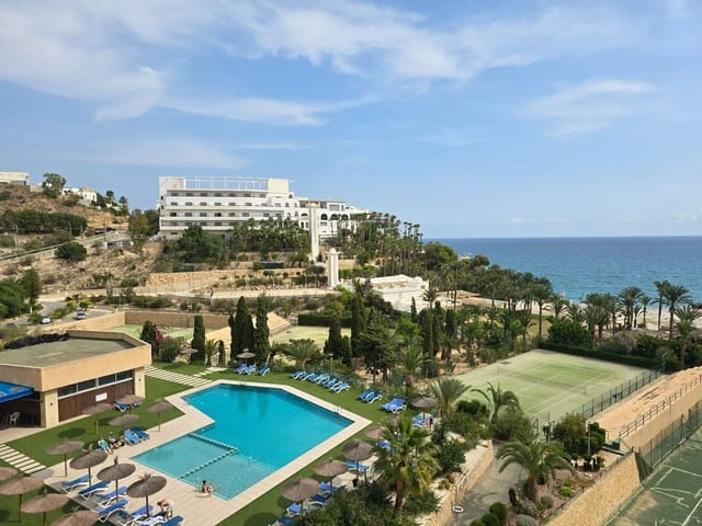 2 soveværelse Lejlighed til salg i Alicante by med swimmingpool garage - € 355.000 (Ref: 9308227)