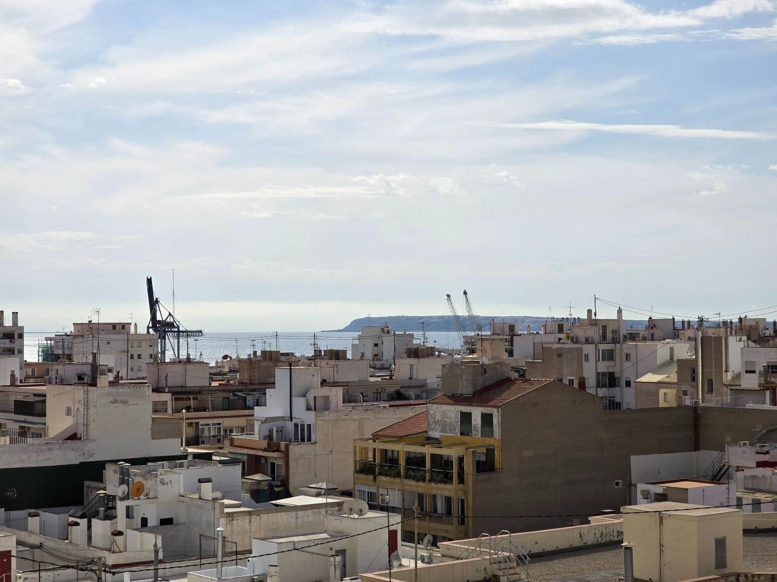 5 makuuhuone Asunto myytävänä paikassa Alicante kaupunki - 525 000 € (Ref: 9353164)