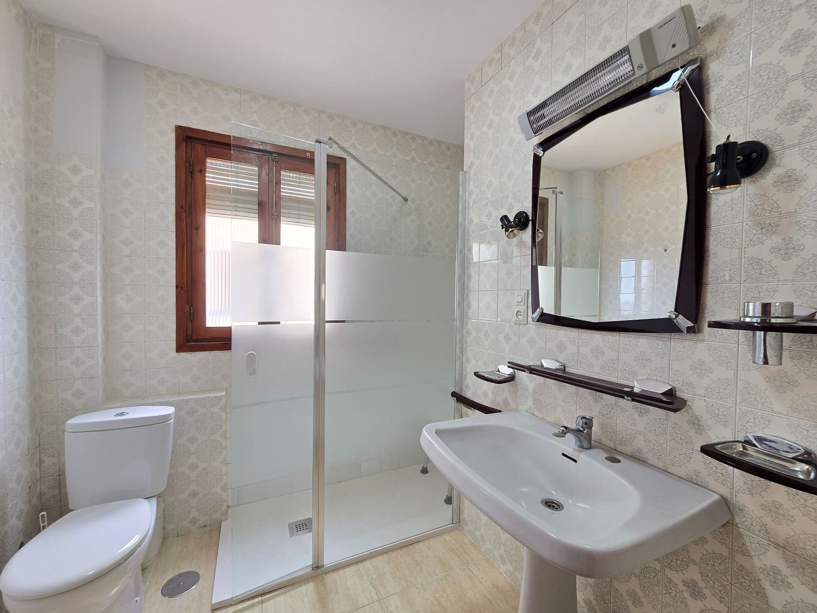 5 makuuhuone Asunto myytävänä paikassa Alicante kaupunki - 525 000 € (Ref: 9353164)